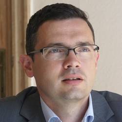 Dr. Wouter Buckinx