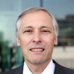 Dr. Martin Holland Dr. Martin Holland
