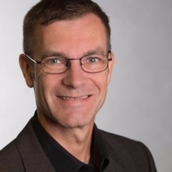 Dr. Olaf Nimz Dr. Olaf Nimz