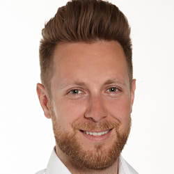 Dr. Benedikt Mangold Dr. Benedikt Mangold